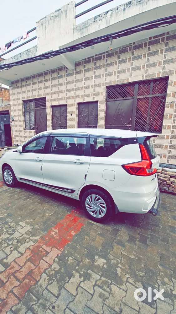 Maruti Suzuki Ertiga Vxi 2026