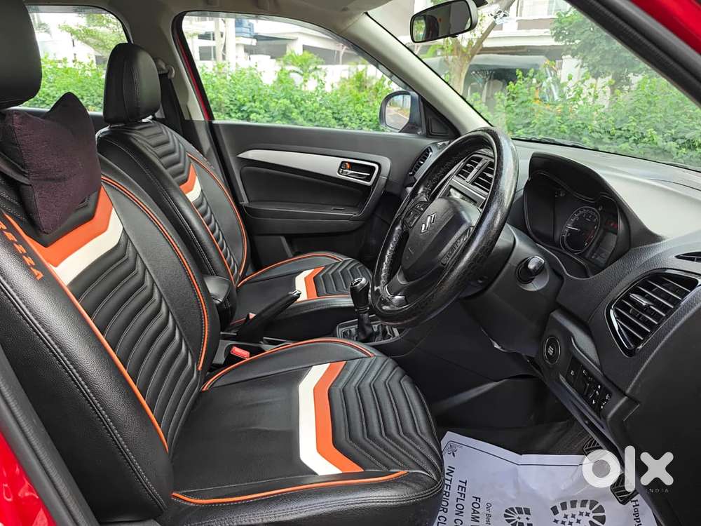 Maruti Suzuki Brezza 1.5 Zxi Cng Dual Tone, 2022, Petrol
