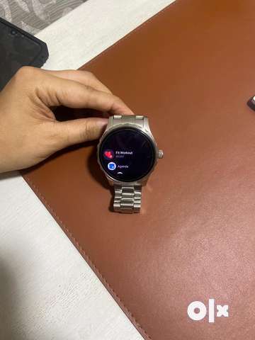 Fossil marshall hot sale silver smartwatch