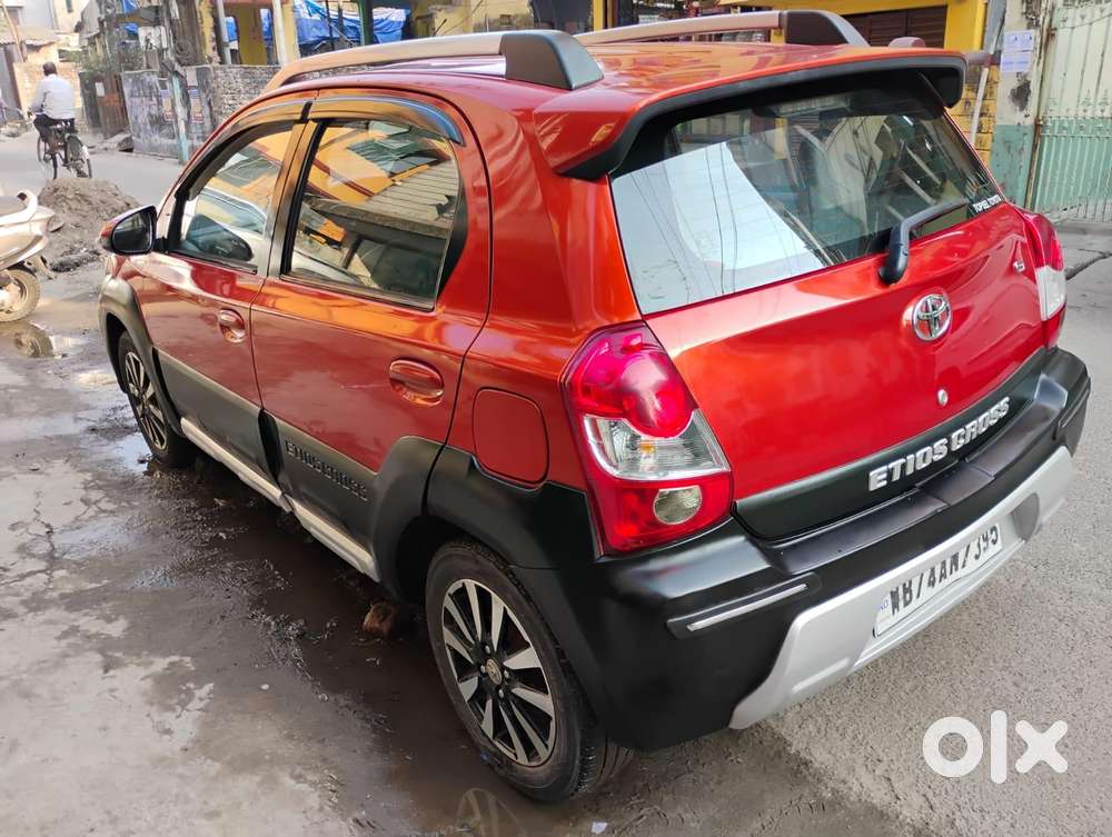 Toyota Etios Cross 1.2l G, 2016, Petrol