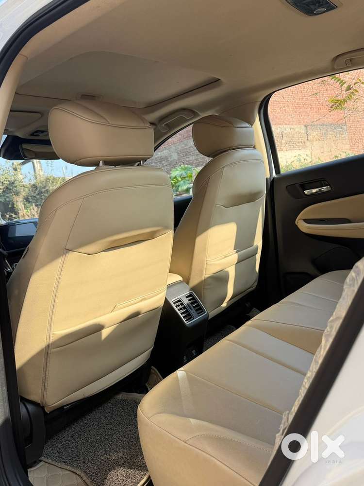 Honda City Zx 2023 Petrol 15100 Km Driven
