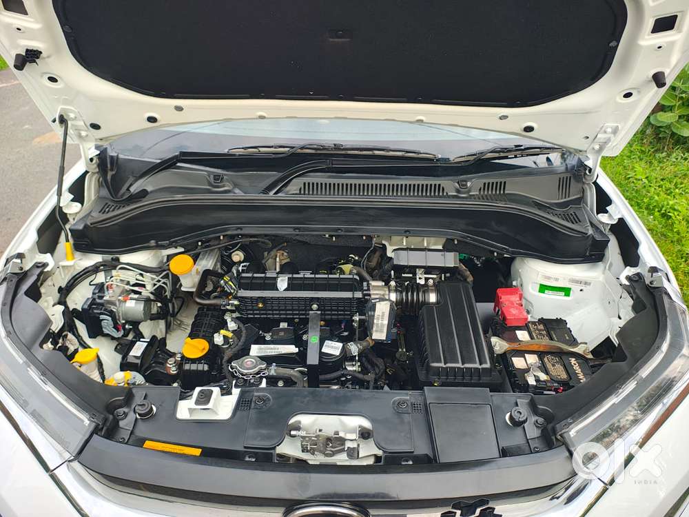 Tata Punch Accomplished Mt Sunroof, 2025, Petrol