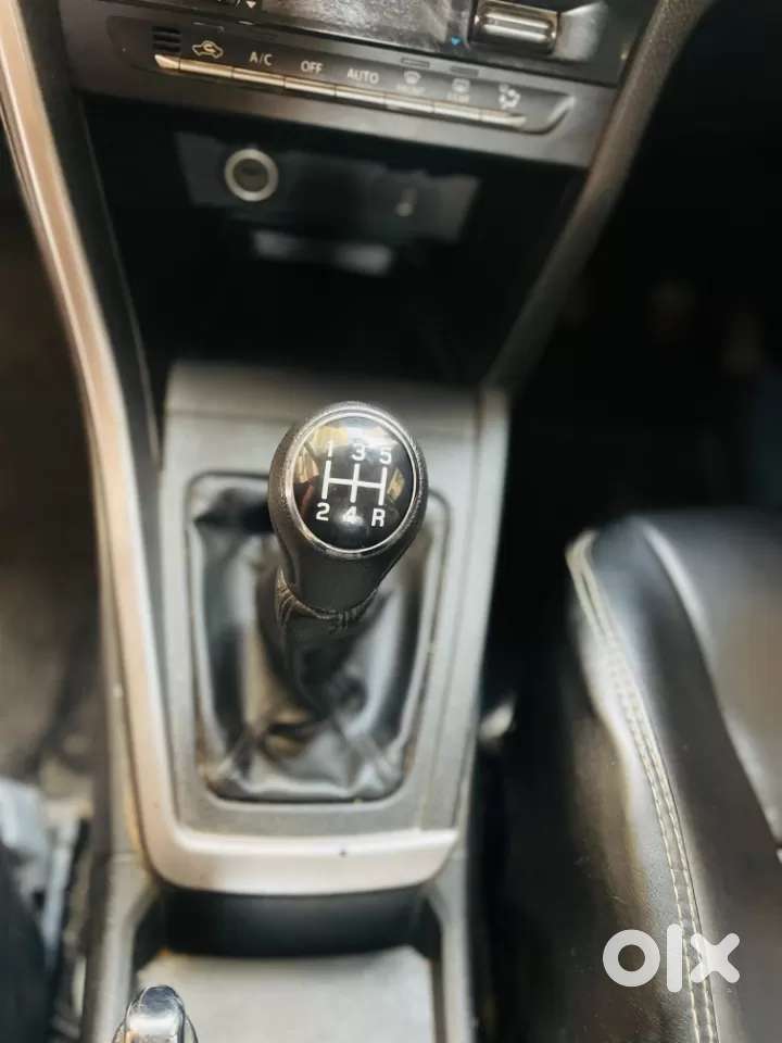 Maruti Suzuki Vitara Brezza 1.5 Zxi Plus At, 2022, Petrol