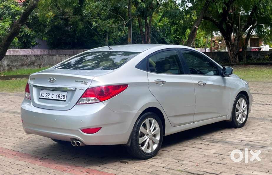 Hyundai Fluidic Verna 1.6 Vtvt S (o) Automatic, 2011, Petrol