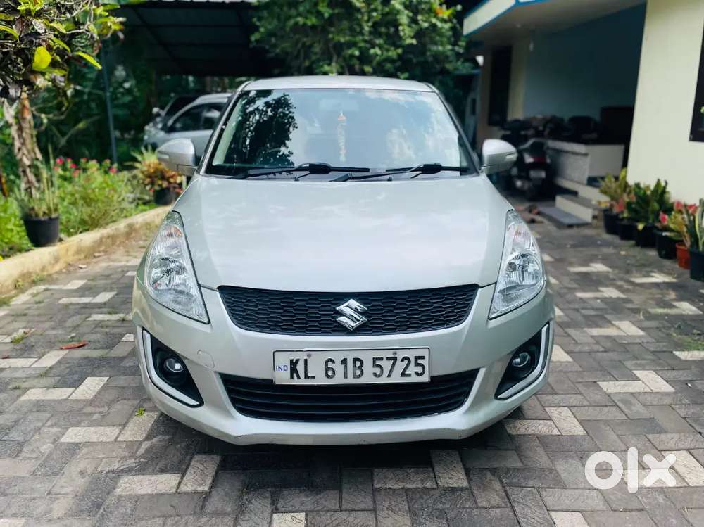 Maruti Suzuki Swift Vxi 2016 Showroom Service