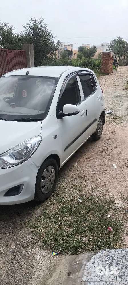 Hyundai I10 Sportz 2012