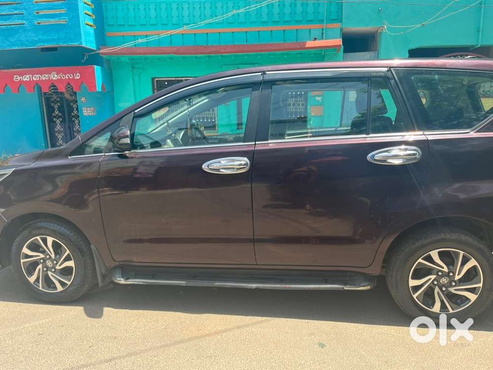 Toyota Innova Crysta 2021