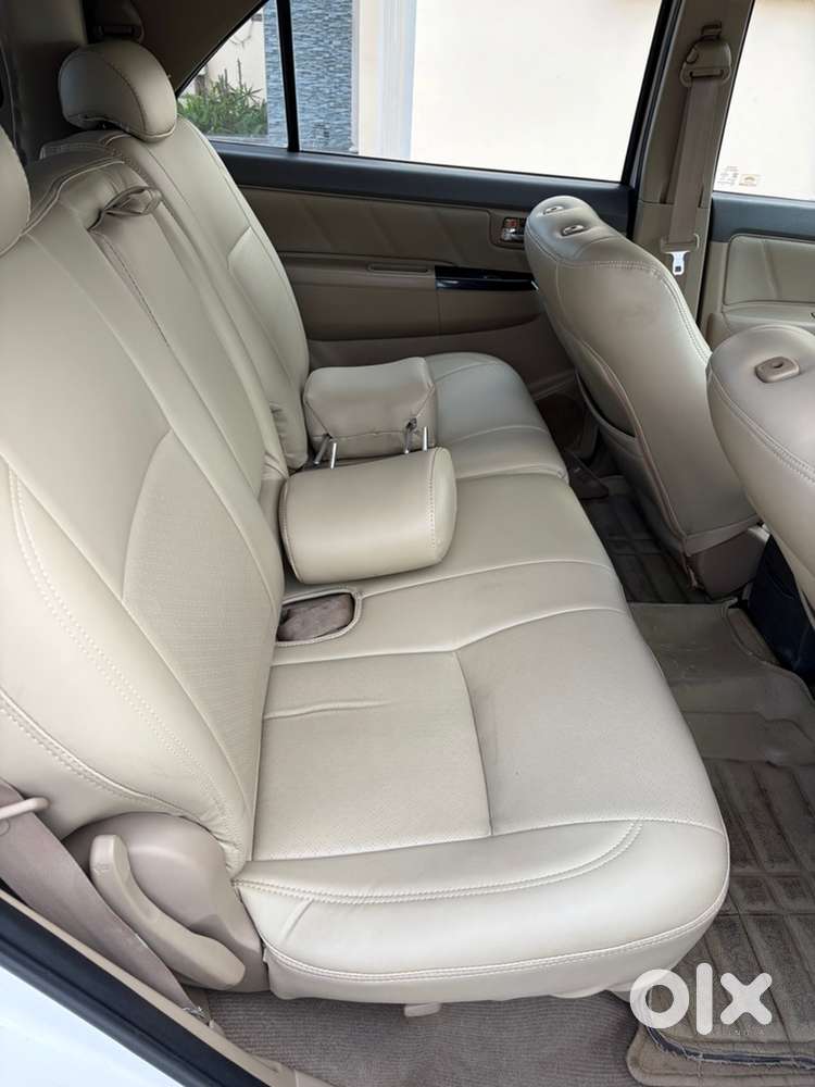 Toyota Fortuner Diesel Manual 2012