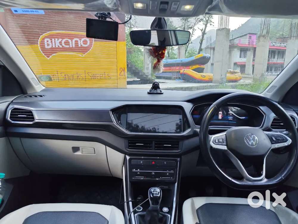 Volkswagen Taigun 2022 Petrol 22000 Km Driven
