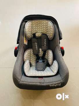 Olx baby hot sale car seat