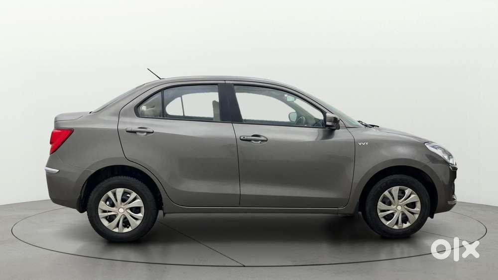 Maruti Suzuki Swift Dzire AMT VXI, 2017, Petrol