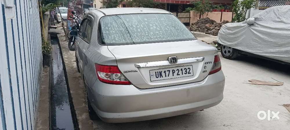 Uk17 No Honda City Zx 2005 Petrol Well Maintained