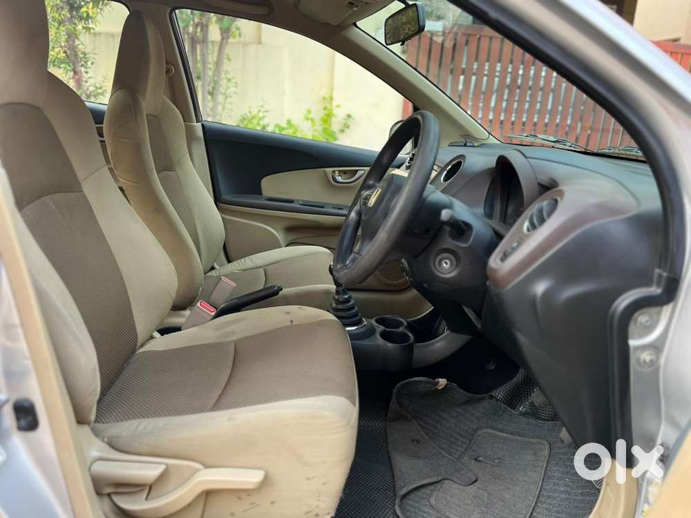 Honda Brio, 2013, Petrol