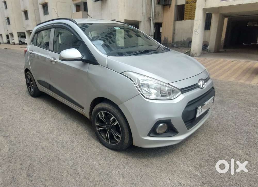 Hyundai Grand I10 Sportz, 2015, Petrol