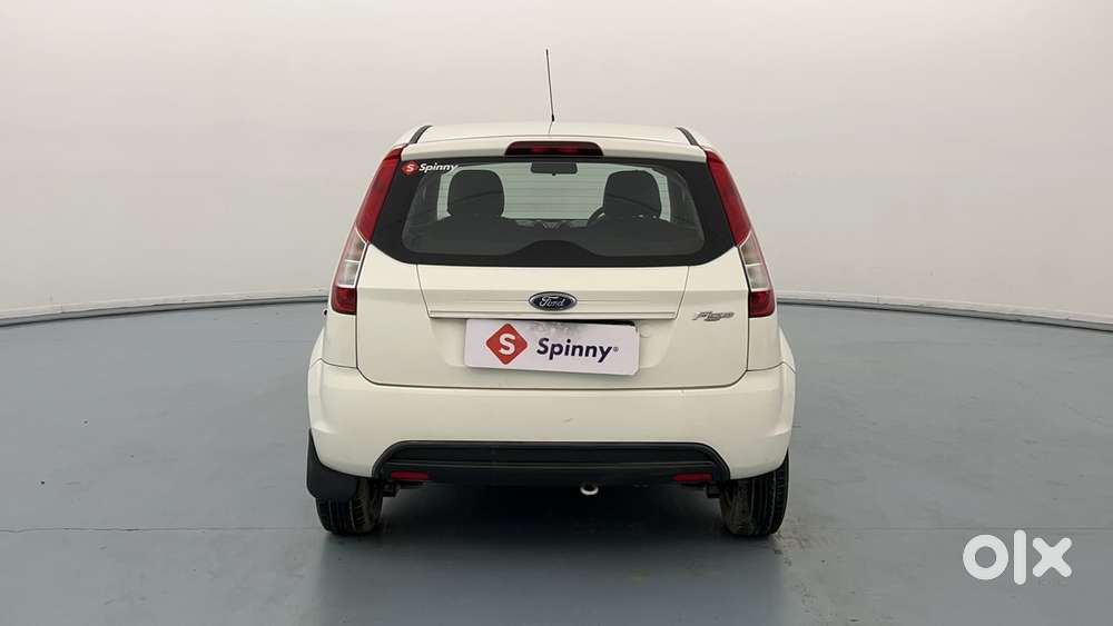Ford Figo Petrol Zxi, 2015, Petrol