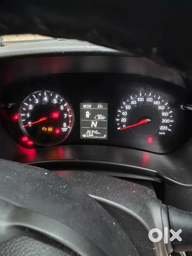 Maruti Suzuki Swift Vxi 2024