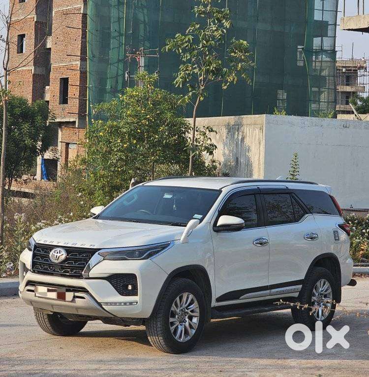 Toyota Fortuner 4x4 Mt 2.8 Diesel, 2022, Diesel
