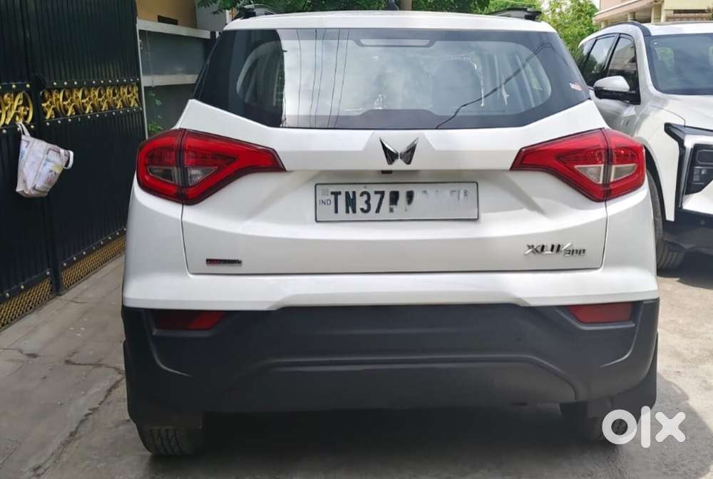 Mahindra Xuv300 W6, 2024, Petrol