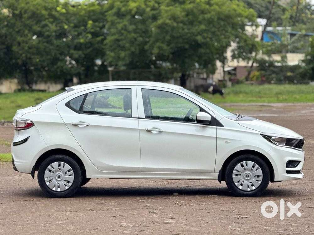 Tata Tigor Xe, 2020, Petrol