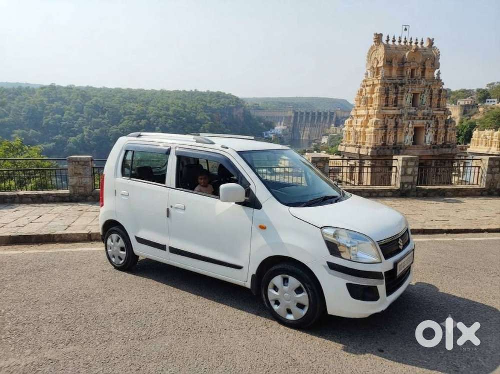 Maruti Suzuki Wagon R Vxi 1.0, 2018, Petrol