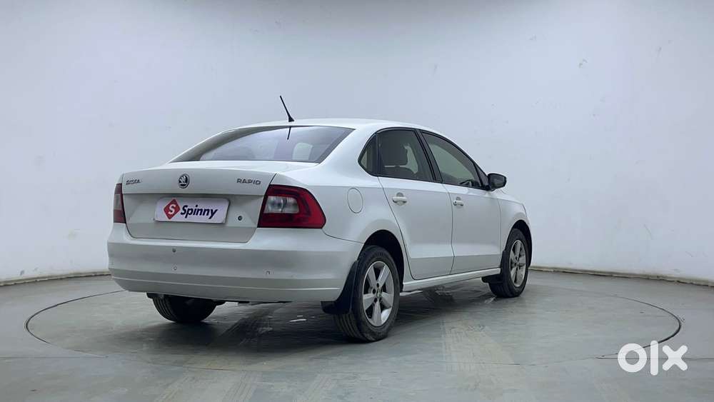 Skoda Rapid [ ] 1.5 Style Plus Tdi At, 2016, Diesel