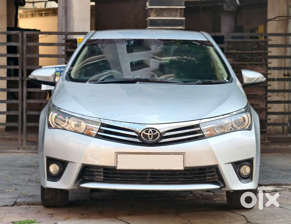 Toyota Corolla Altis 2013-2017 Vl At, 2016, Petrol