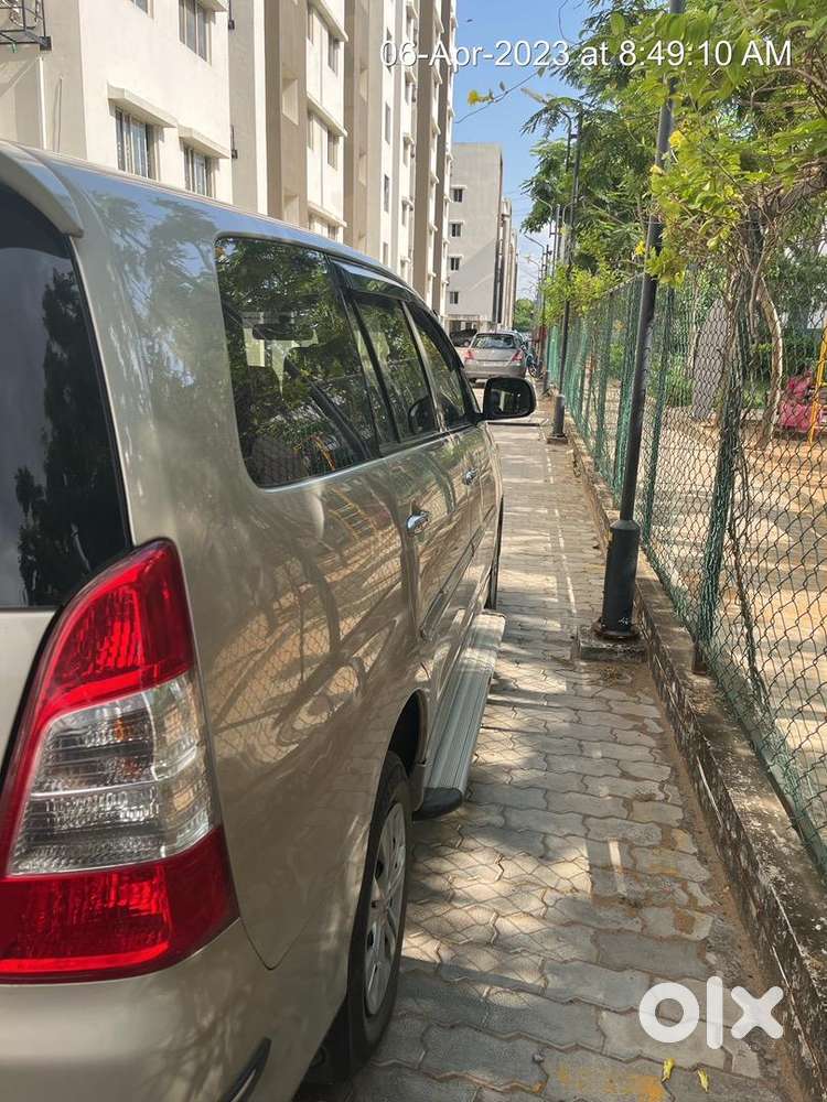 Toyota Innova 2013 Diesel 106000 Km Driven
