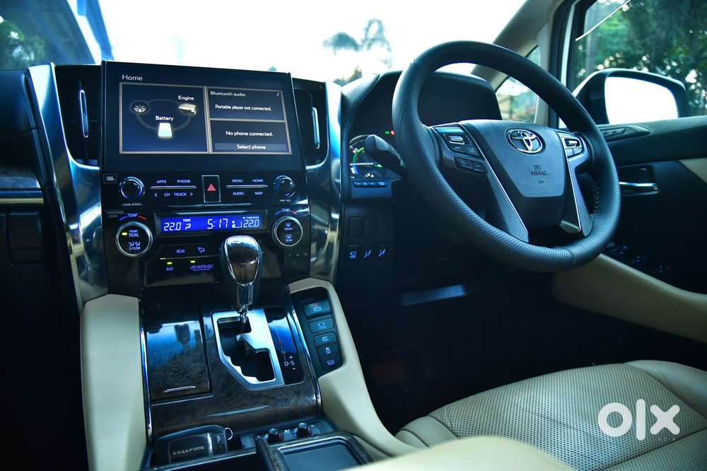 Toyota Vellfire Vip – Executive Lounge, 2022, Petrol