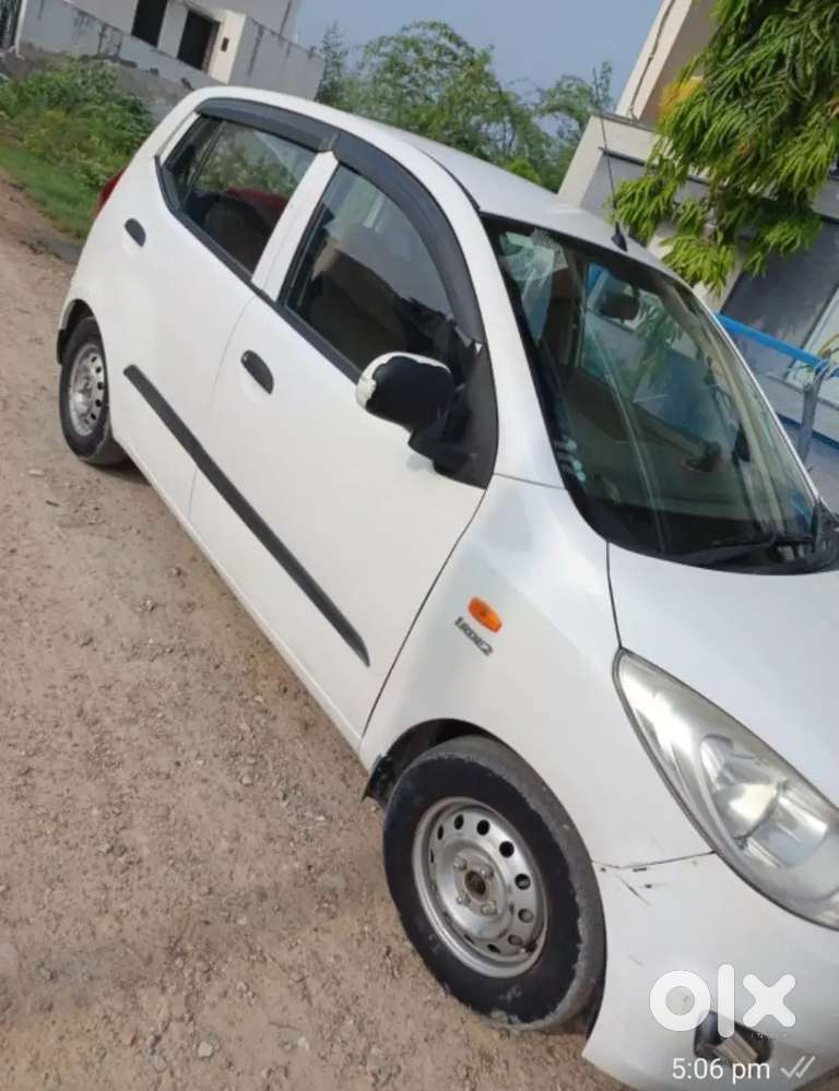 Hyundai Grand I10 2015 Year