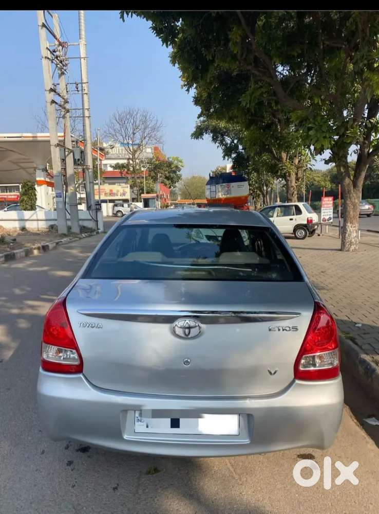 Toyota Etios 1.5 Petrol 2011