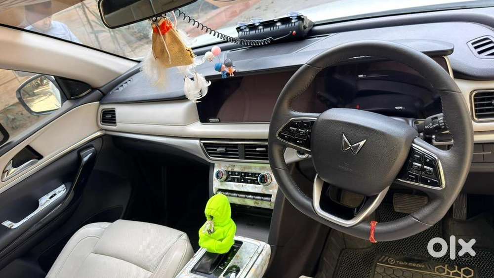 Mahindra Xuv700 2025 Diesel Good Condition