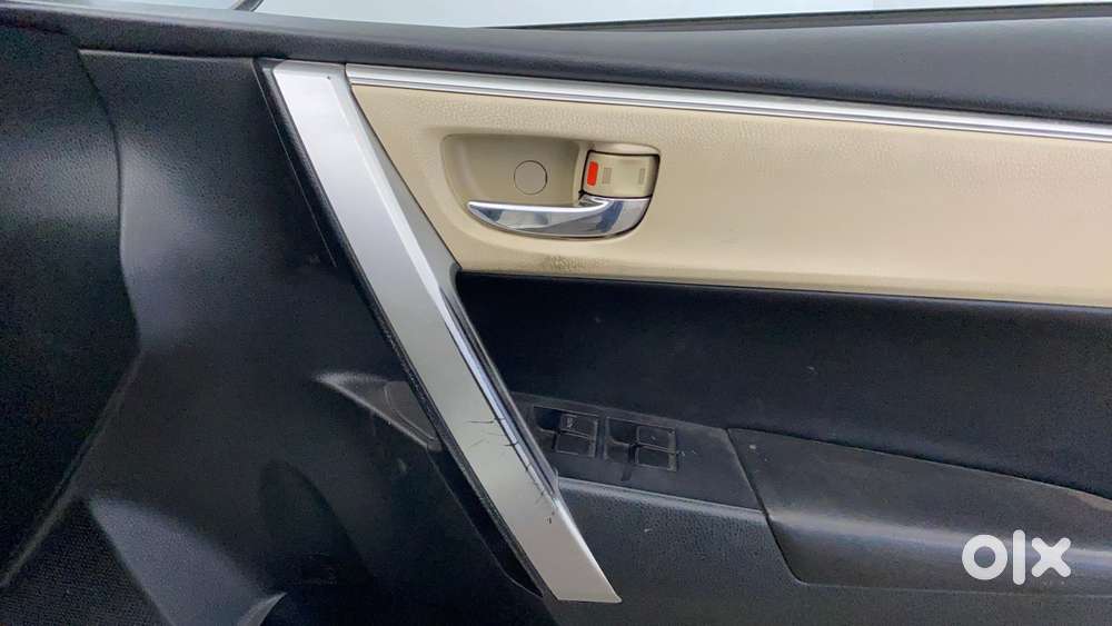 Toyota Corolla Altis 2013-2017 Vl At, 2014, Petrol