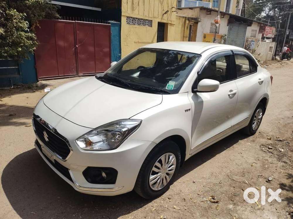 Maruti Suzuki Dzire 1.2 Vxi Amt, 2018, Petrol