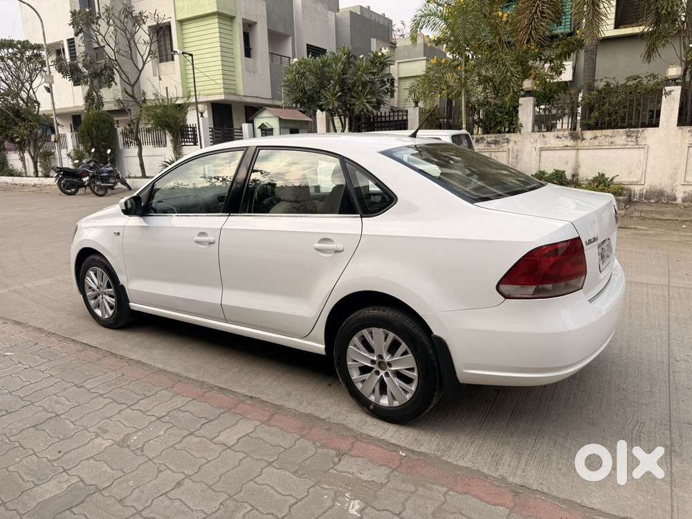 Volkswagen Vento 1.2l Tsi Highline Plus At Petrol, 2014, Petrol