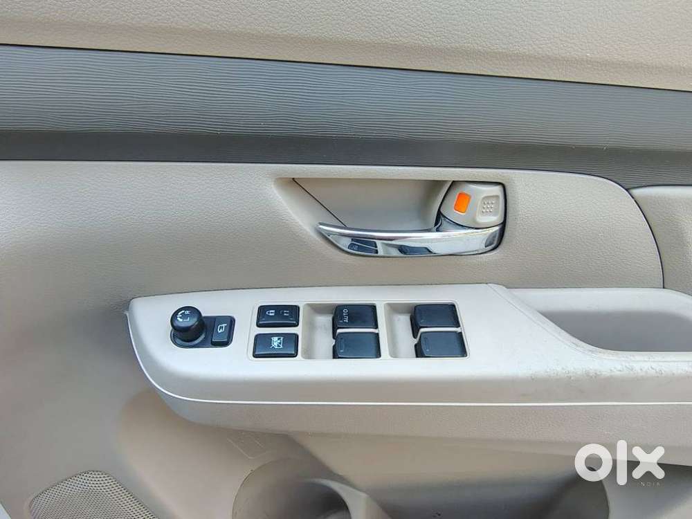 Maruti Suzuki Ertiga 1.5 Vxi, 2024, Petrol