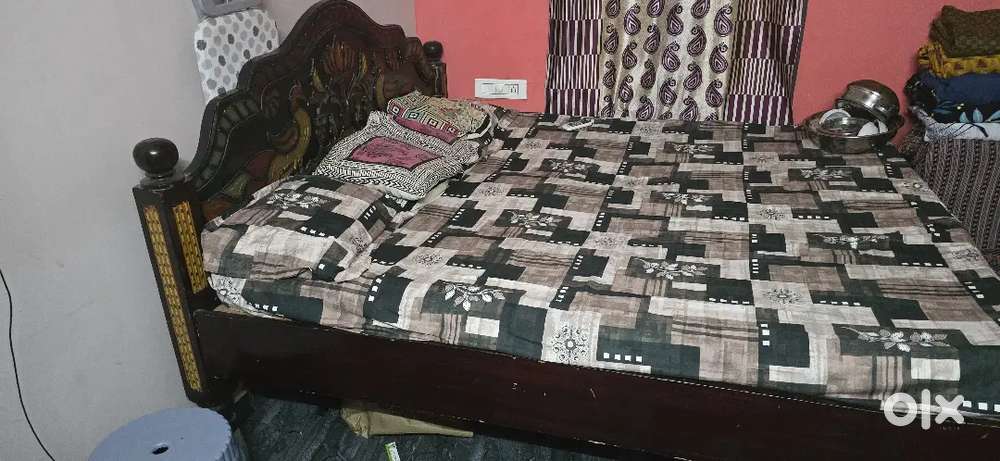 King size bed and mattress
