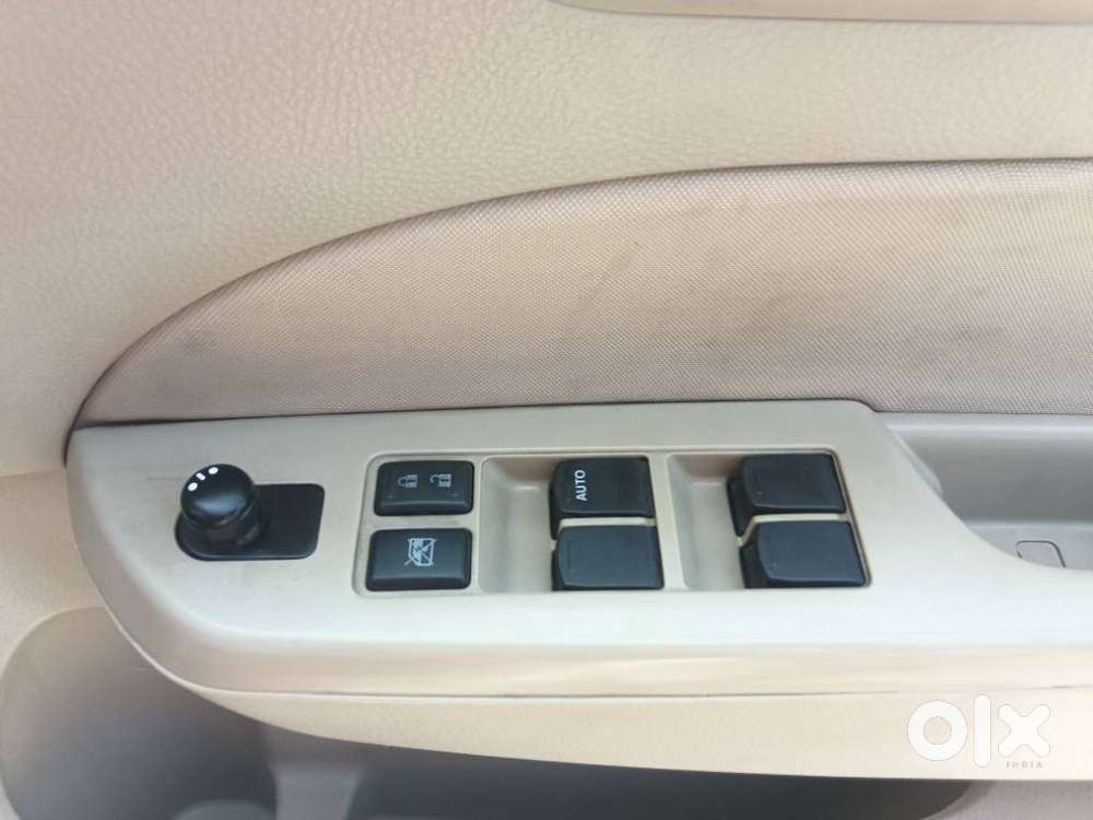Maruti Suzuki Swift Dzire Vxi 1.2, 2014, Petrol