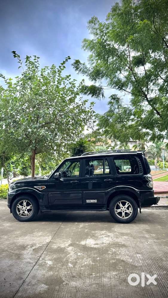 Mahindra Scorpio S10 Automatic 4x4