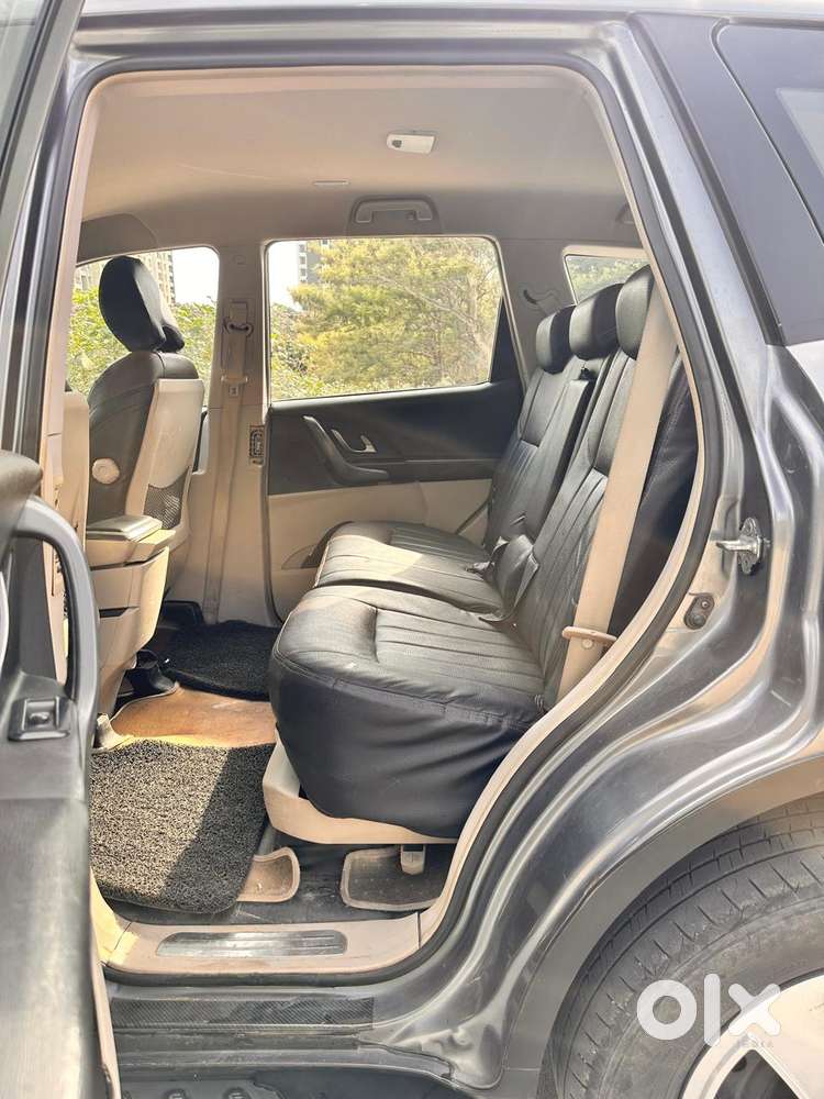 Mahindra Xuv500 At W6 2wd, 2017, Diesel