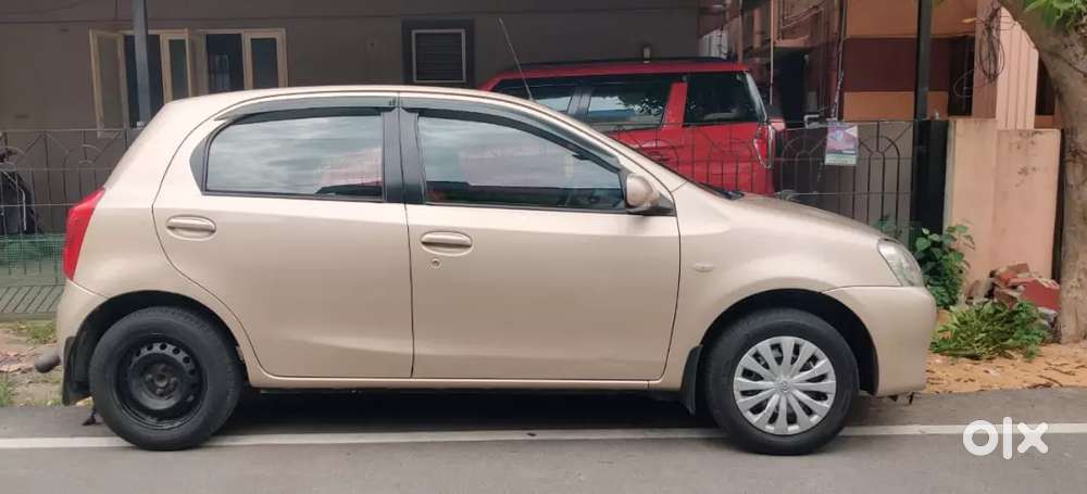 Toyota Etios Liva 2011 Petrol 830000 Km Driven