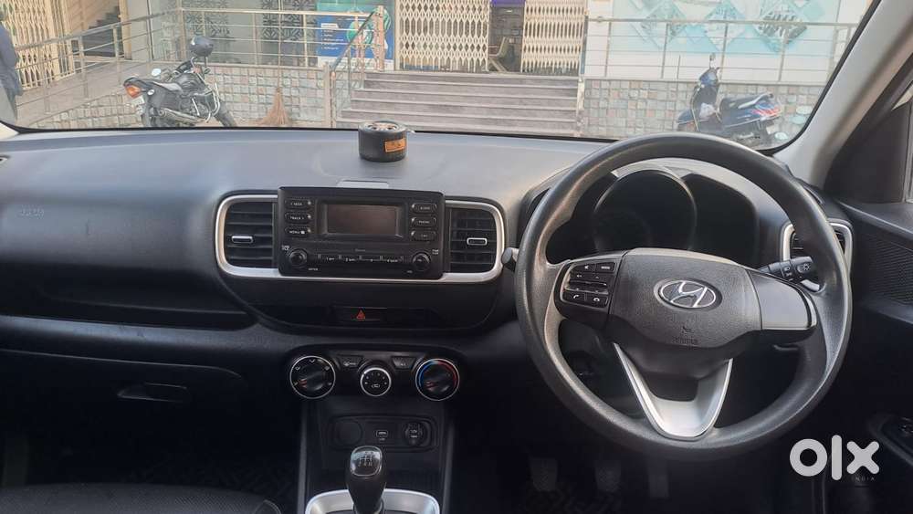 Hyundai Venue S 1.2 Petrol, 2021, Petrol