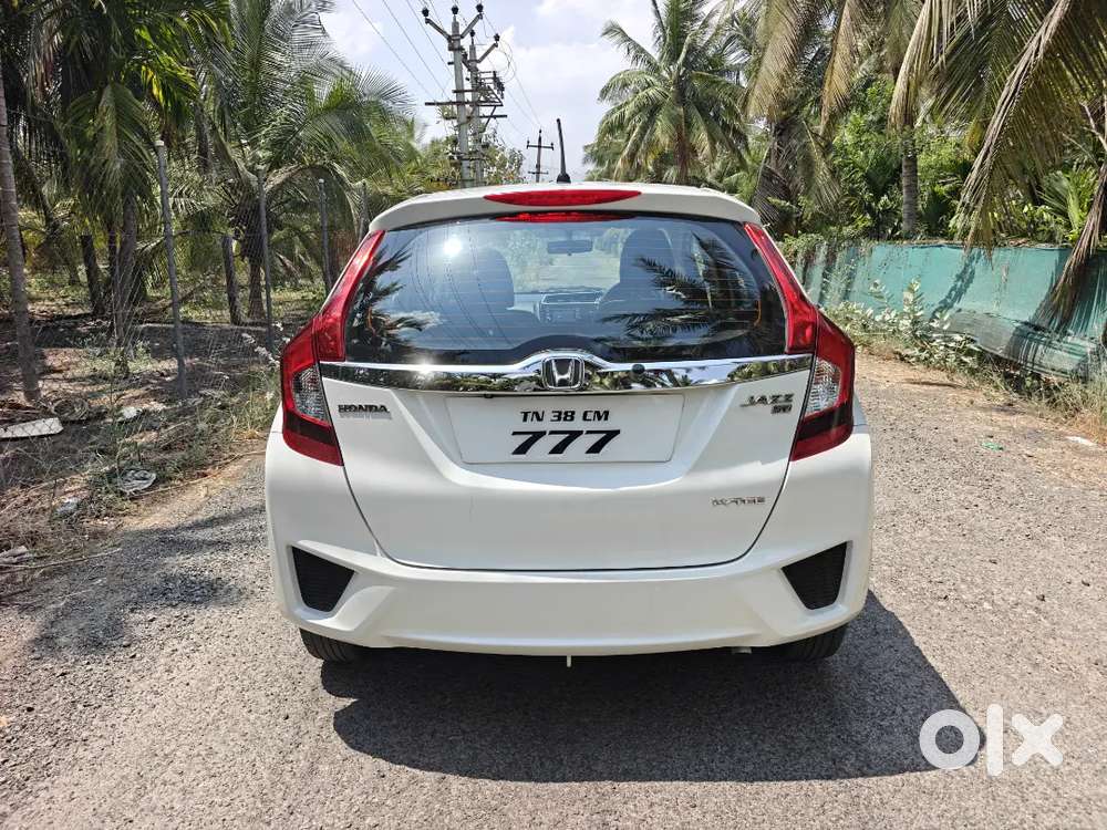 Honda Jazz 2017 Petrol Sv Well Maintained