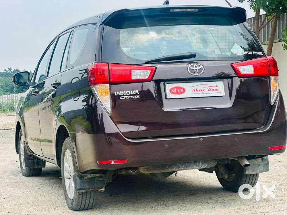 Toyota Innova Crysta 2.4 G Mt, 2017, Diesel