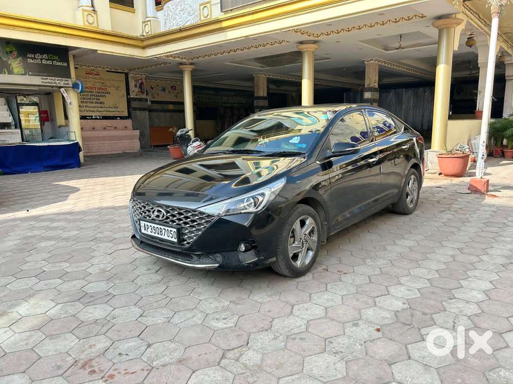 Hyundai Verna 1.5 Sx Petrol Mt, 2022, Petrol