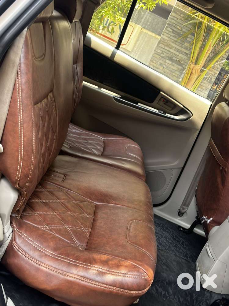 Toyota Innova 2.5 G (diesel) 8 Seater, 2013, Diesel