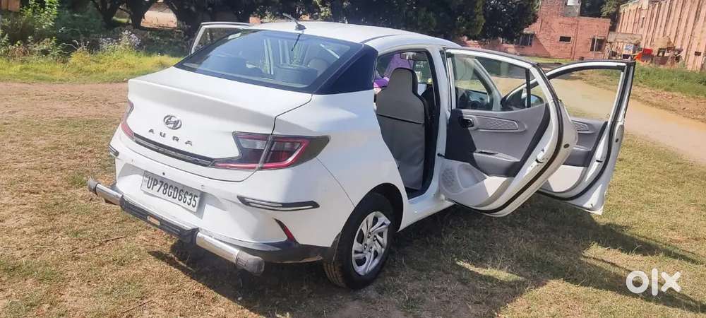 Hyundai Aura 2020 Cng Company Fitted 56000 Km Driven