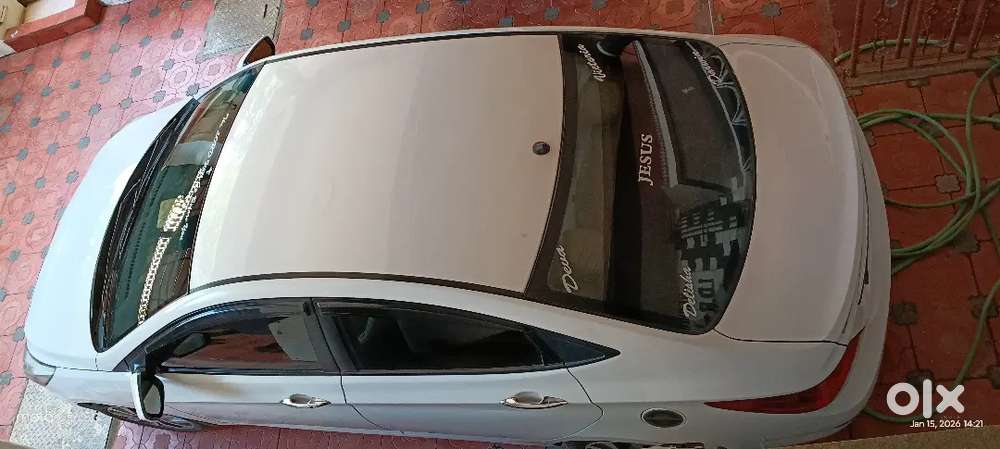 Hindai Verna Sx(o) Petrol Top Model