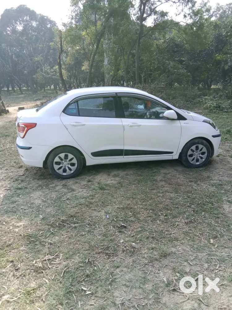 Hyundai Accent Hatchback 2017 सीएनजी और अन्य 85000 Km Driven