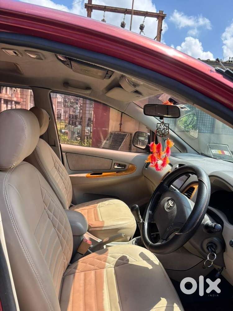 Toyota Innova 2010 Diesel Well Maintained