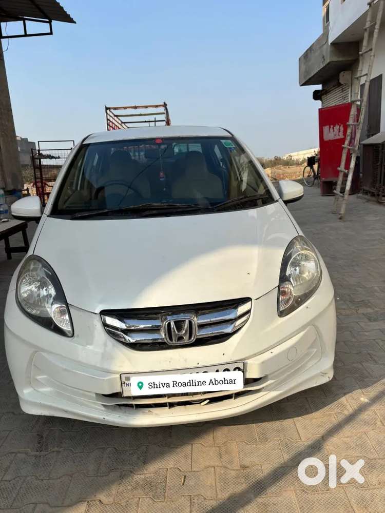 Honda Amaze 2015 Diesel Well Maintained